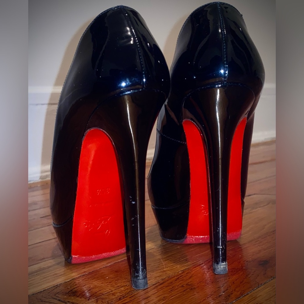 Size 35.5 Christian Louboutin Bianca heels